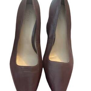 NATURALIZER 27 Edit, Licia Pointed Toe Pump high heel business casual size 9 NEW